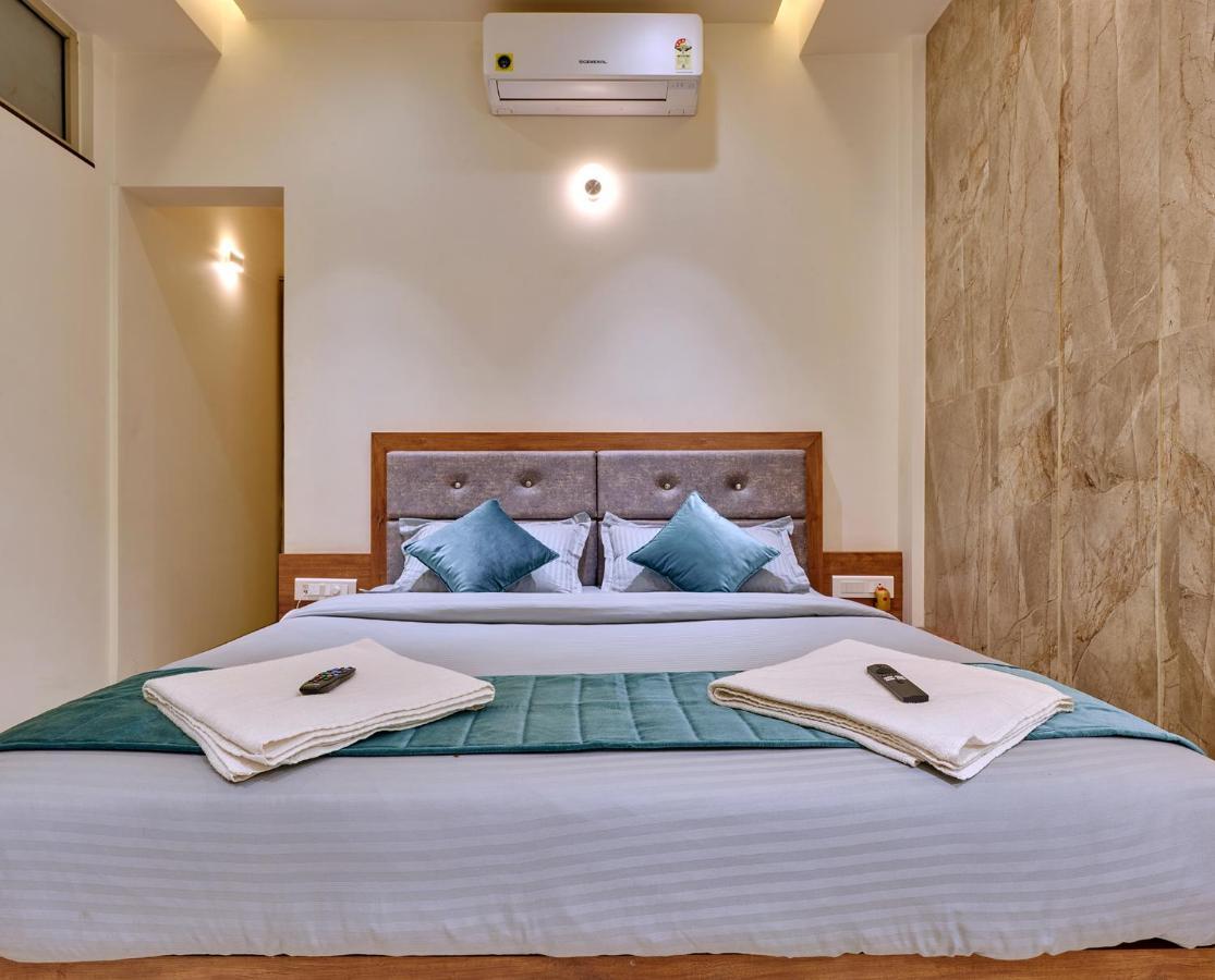 Hotel Swamini Kolhapur Eksteriør billede
